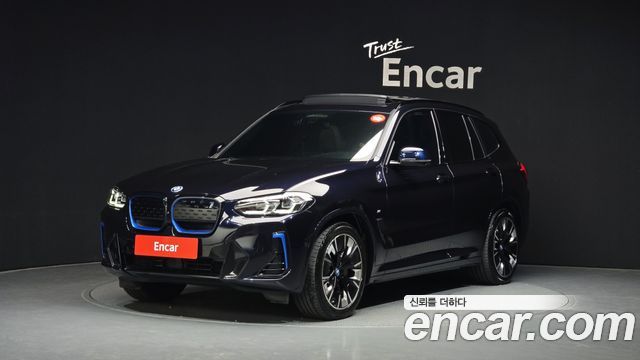 BMW iX3 2023 — photo 1