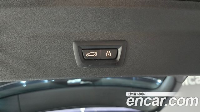 BMW iX3 2023 — photo 28