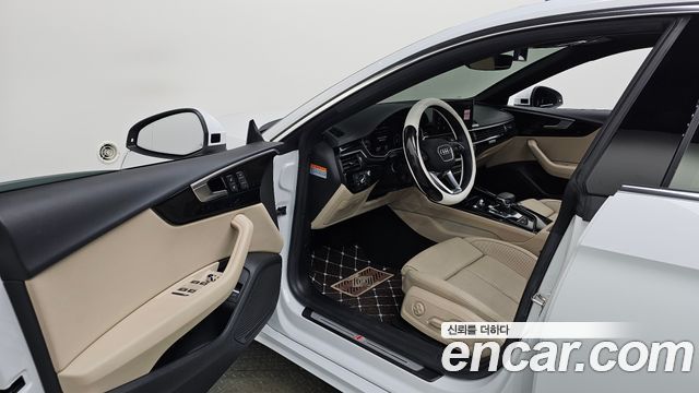 Audi A5 2021 — photo 13