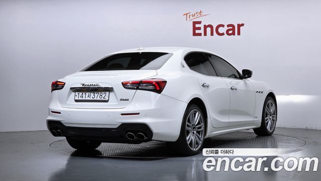 Maserati Ghibli 2018 — photo 2