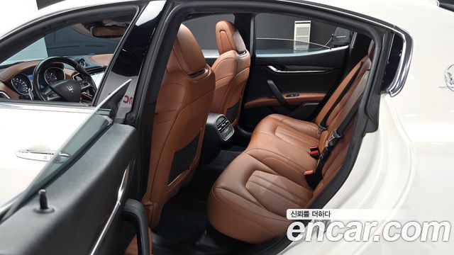 Maserati Ghibli 2018 — photo 12