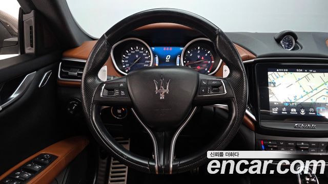 Maserati Ghibli 2018 — photo 13