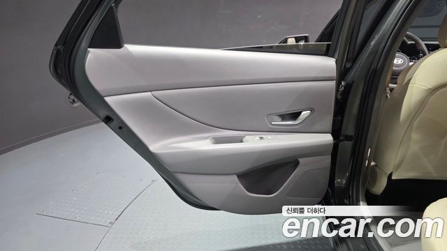 Hyundai AVANTE 2024 — photo 15