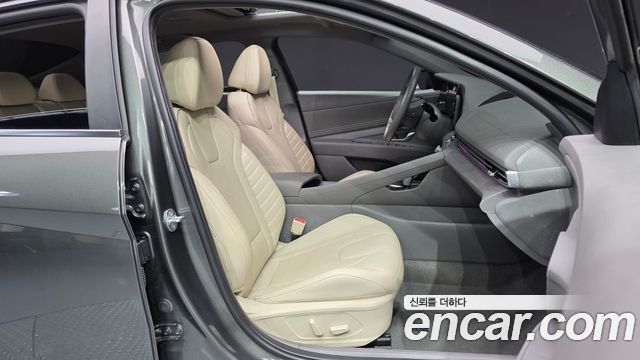 Hyundai AVANTE 2024 — photo 16