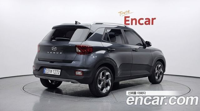 Hyundai Venue 2020 — photo 2