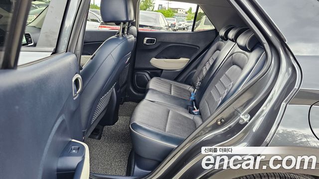 Hyundai Venue 2020 — photo 11