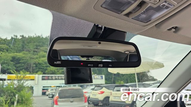 Hyundai Venue 2020 — photo 19