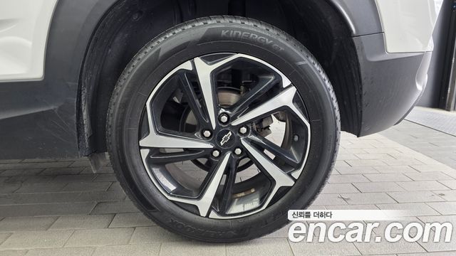 Chevrolet Korea Trailblazer 2021 — photo 7
