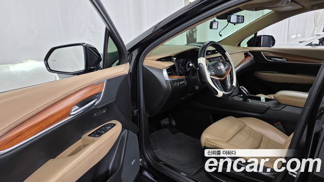 Cadillac XT5 2018 — photo 10