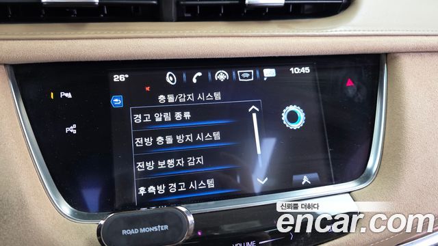 Cadillac XT5 2018 — photo 15