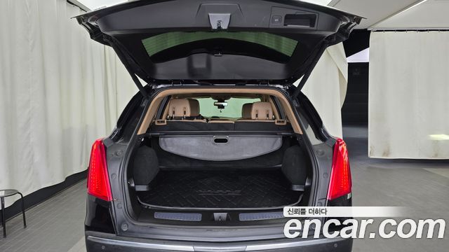 Cadillac XT5 2018 — photo 20