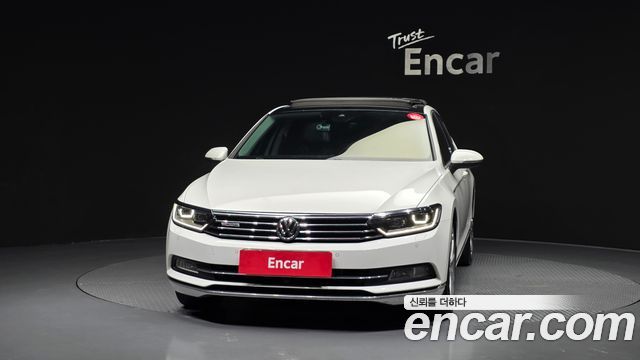 Volkswagen Passat 2018 — photo 3