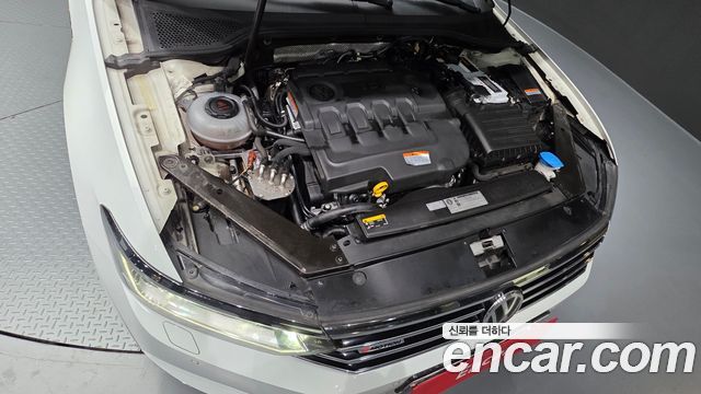 Volkswagen Passat 2018 — photo 6