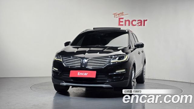 Lincoln MKC 2015 — photo 3