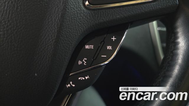 Lincoln MKC 2015 — photo 16