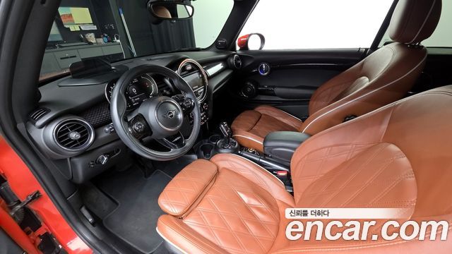 Mini Cooper Convertible 2021 — photo 7