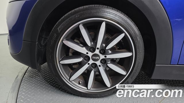 Mini Cooper Convertible 2021 — photo 5