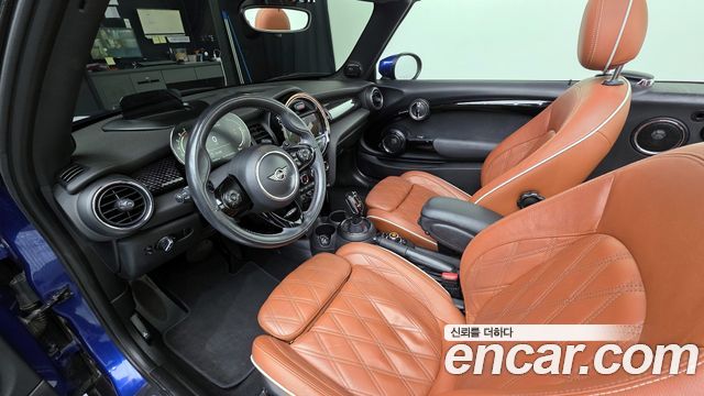 Mini Cooper Convertible 2021 — photo 7