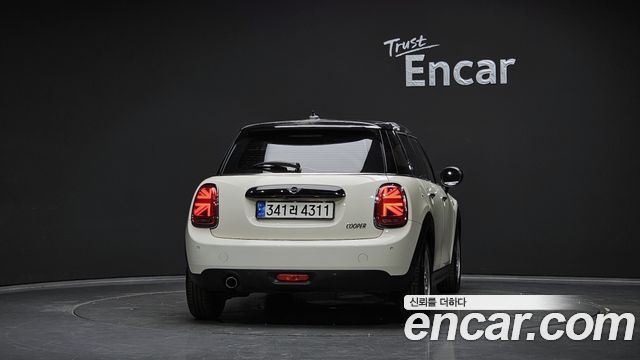 Mini Cooper 2020 — photo 4