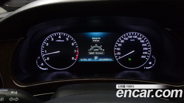 Hyundai Equus 2013 — photo 8