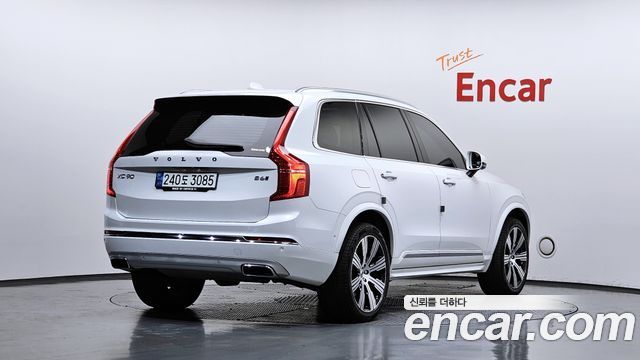 Volvo XC90 2021 — photo 2