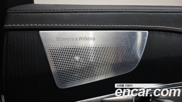 Volvo XC90 2021 — photo 30