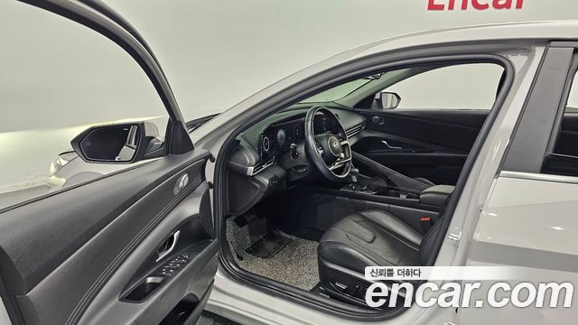 Hyundai AVANTE 2022 — photo 10