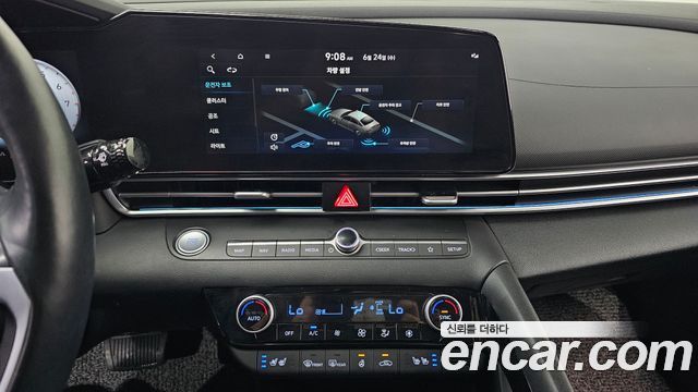 Hyundai AVANTE 2022 — photo 12