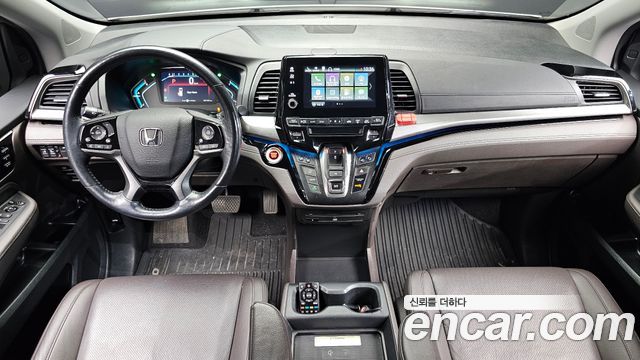 Honda Odyssey 2018 — photo 10