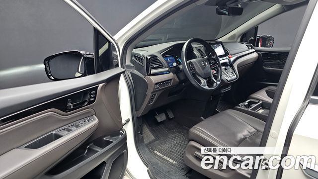 Honda Odyssey 2018 — photo 13