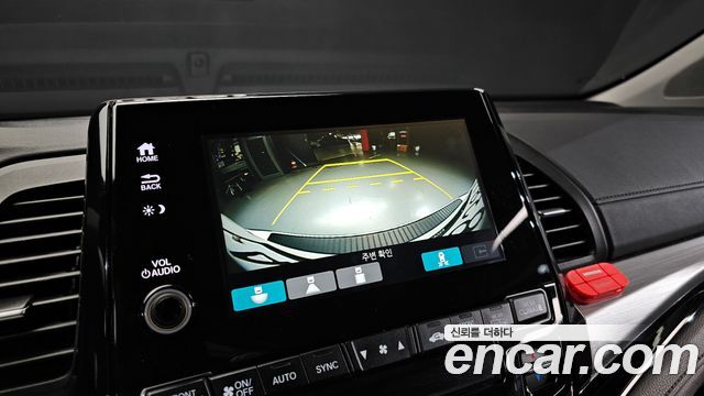 Honda Odyssey 2018 — photo 21