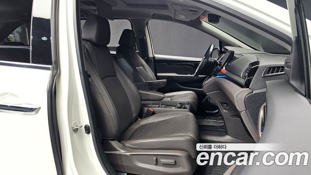 Honda Odyssey 2018 — photo 16