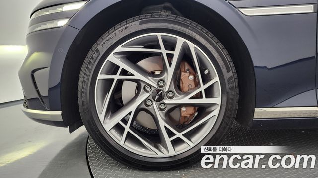 Genesis G90 2023 — photo 5