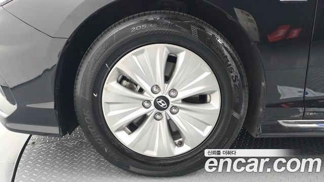 Hyundai Sonata 2018 — photo 5