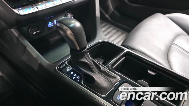 Hyundai Sonata 2018 — photo 9