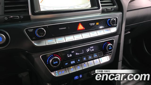 Hyundai Sonata 2018 — photo 16