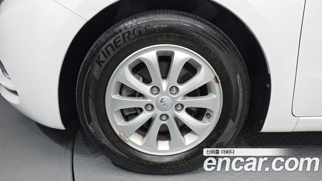 Kia K3 2013 — photo 5