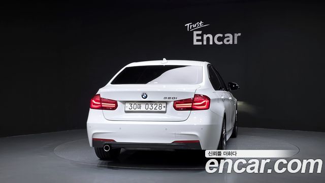BMW 3-Series 2017 — photo 4