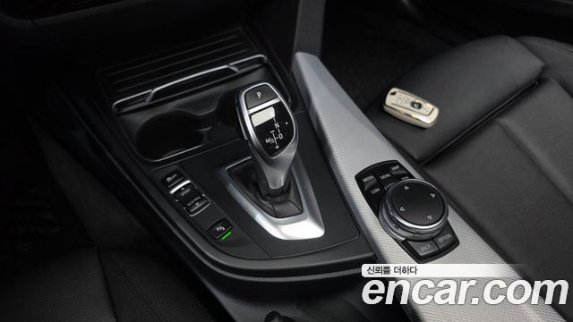 BMW 3-Series 2017 — photo 9