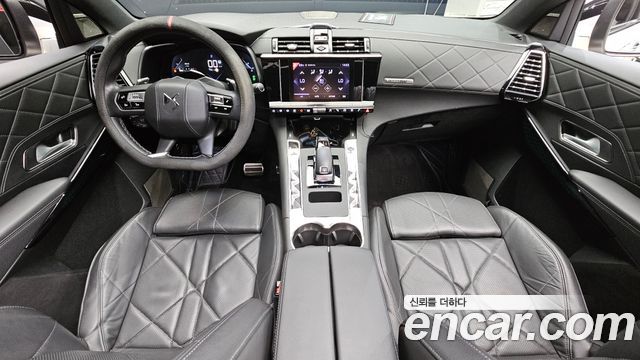Citroën / DS DS7 2022 — photo 10