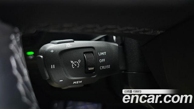 Citroën / DS DS7 2022 — photo 20