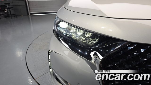 Citroën / DS DS7 2022 — photo 8