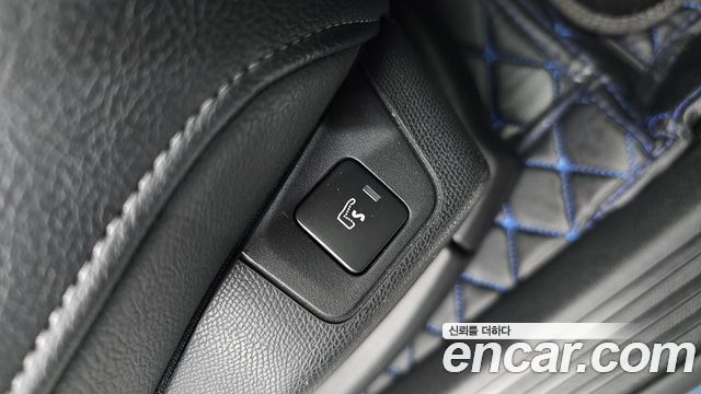 Citroën / DS DS7 2022 — photo 36