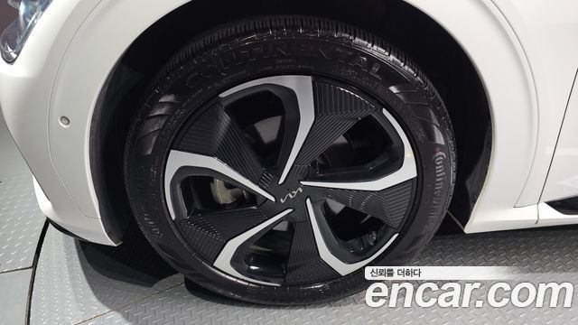 Kia EV6 2022 — photo 5