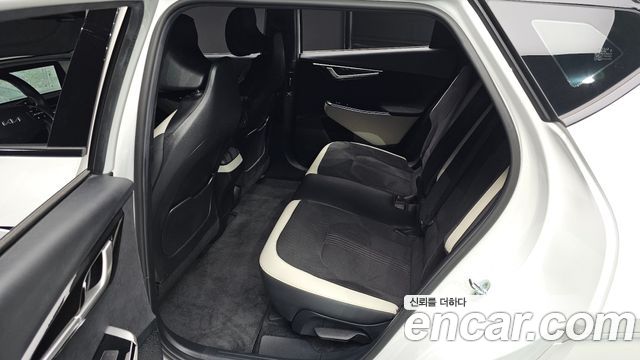 Kia EV6 2022 — photo 17