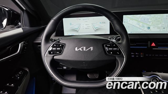 Kia EV6 2022 — photo 20