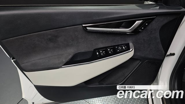 Kia EV6 2022 — photo 14