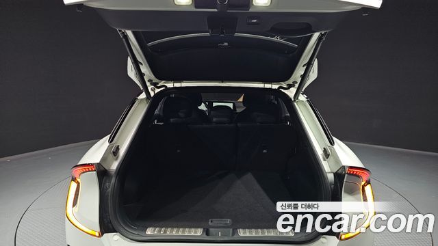 Kia EV6 2022 — photo 32