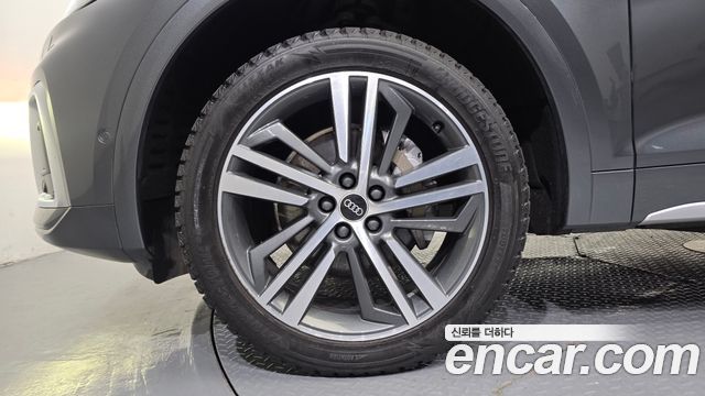 Audi Q5 2022 — photo 5