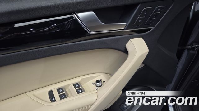 Audi Q5 2022 — photo 19